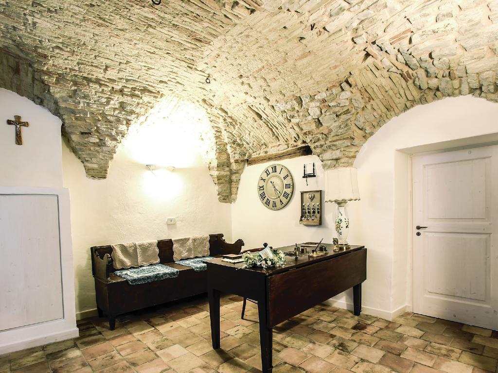 ホテル I Templari Di Alberona エクステリア 写真